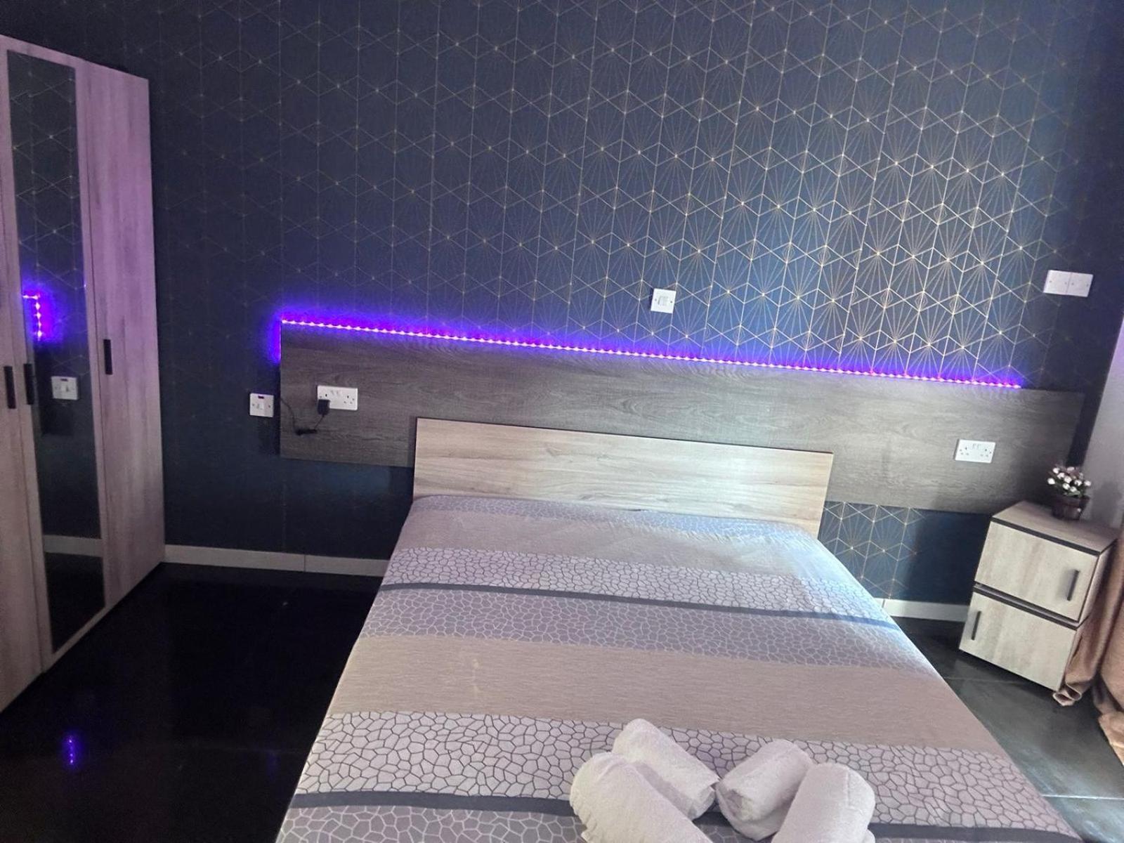 Ivi Apartments Aya Napa Dış mekan fotoğraf