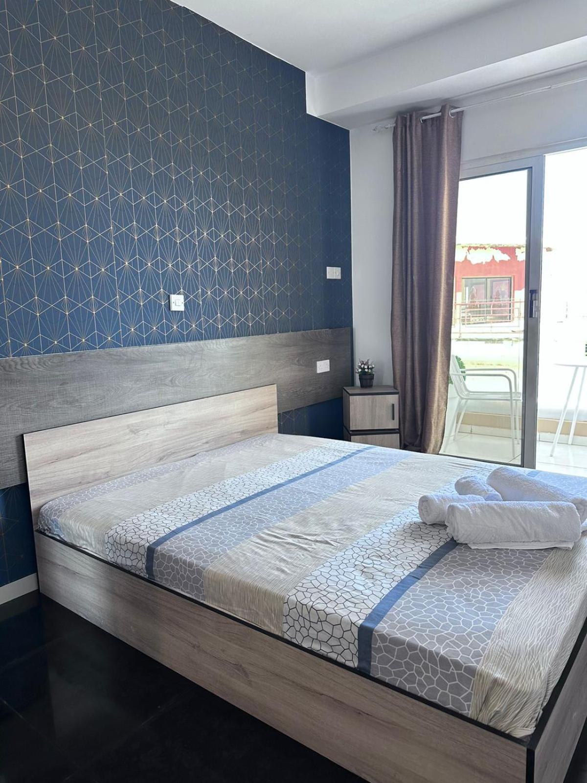 Ivi Apartments Aya Napa Dış mekan fotoğraf