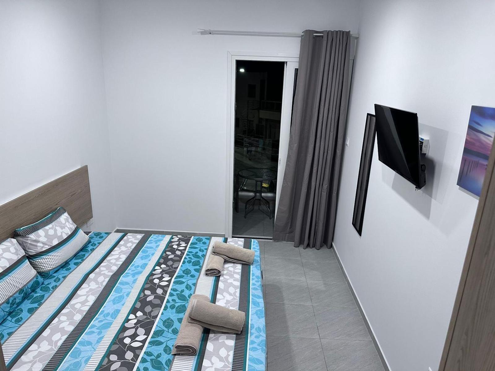 Ivi Apartments Aya Napa Dış mekan fotoğraf